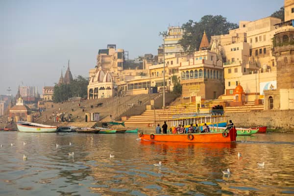 Expert Travel Agent in Varanasi
